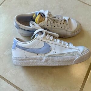 Nike Blazer Low NWOT
